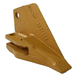 Kubota /  4210091012 Right Hand Bucket Tooth.